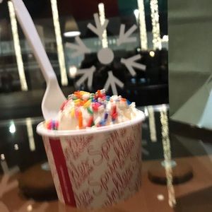 Meet your Posher, Layla